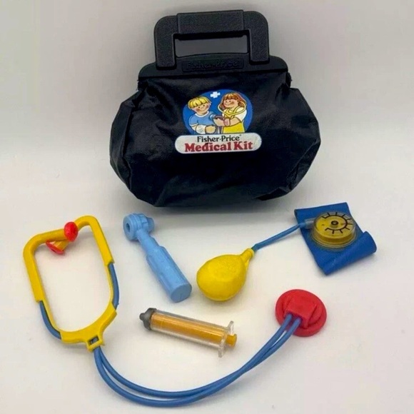 Vintage 1987 Fisher Price toy medical Doctor kit #2010 doctors black bag Tools - Picture 1 of 6